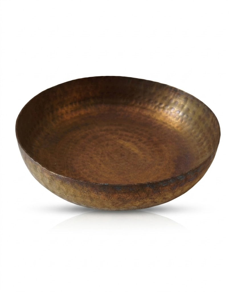 Antique Hand-Hammered Brass Decorative Bowl (17x4.5cm)