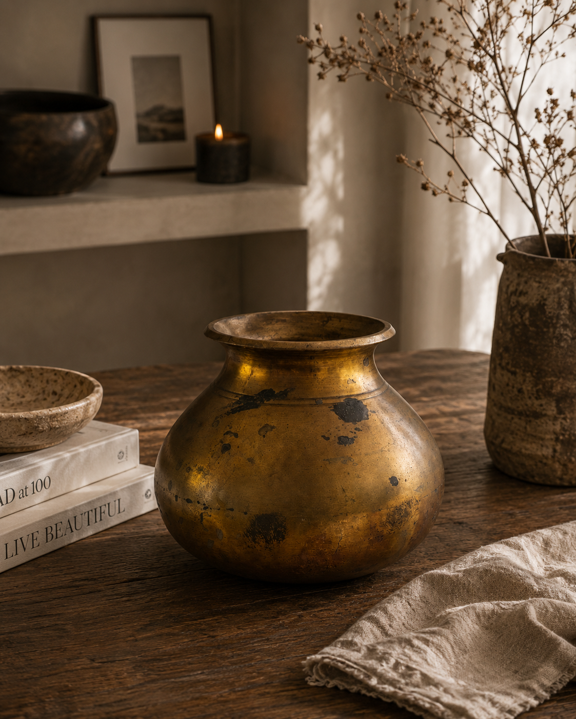 Antique Handcrafted Brass Pot / Lota (26x20 cm)