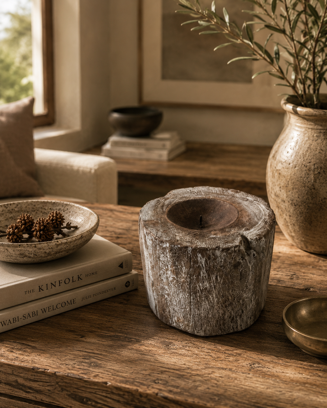 Antique Round Log Style White-Wash Wooden Candle Holder (13X11 DH CM)