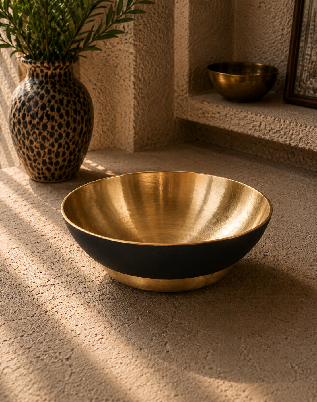 Hand Sculpted Bronze Large Serving Bowl 1300 ML